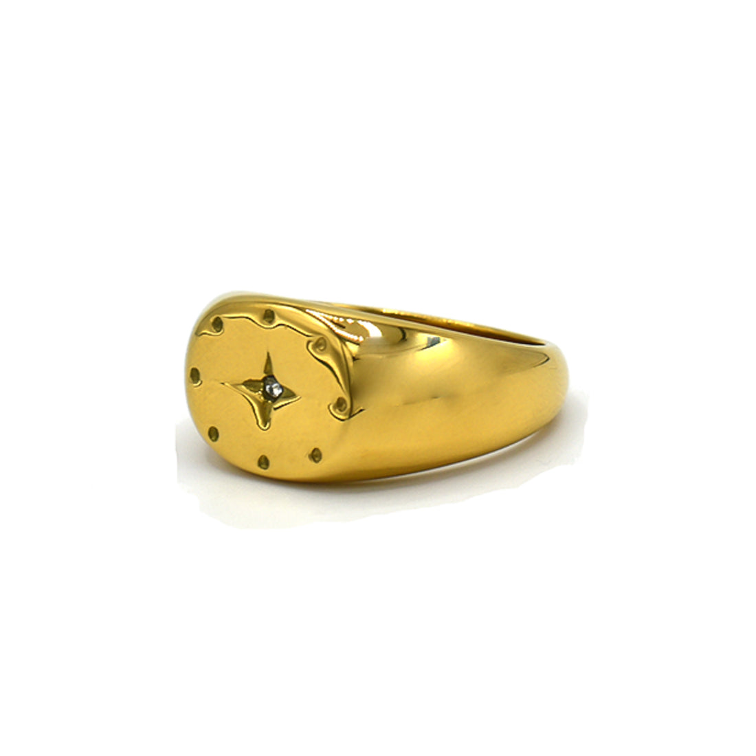 side view of gold star ring